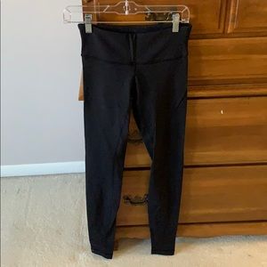 Black lulu lemon full length leggings